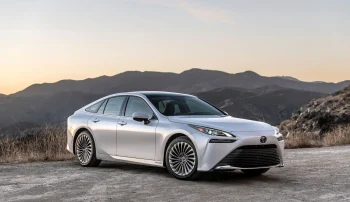 Toyota-Mirai-2022