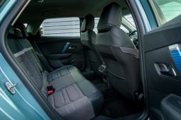 
										Citroën e-C4 full									