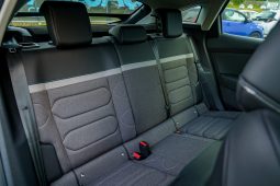 
										Citroën e-C4 full									