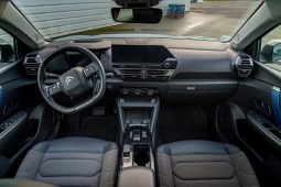 
										Citroën e-C4 full									