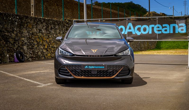
								Cupra Born full									