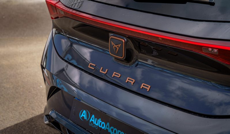 
								Cupra Born full									