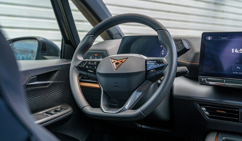 
								Cupra Born full									