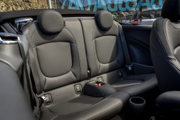 
										Mini Cooper Cabrio full									