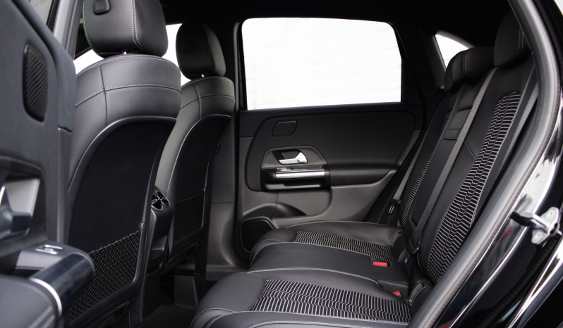
								Mercedes B200d full									