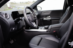 
										Mercedes B200d full									