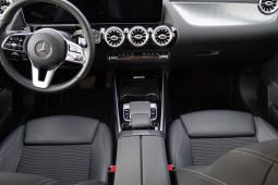 
										Mercedes B200d full									