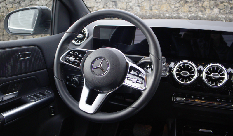 
								Mercedes B200d full									