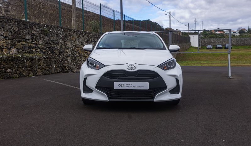 
								Toyota Yaris full									