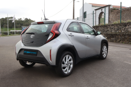 
										Toyota Aygo X full									