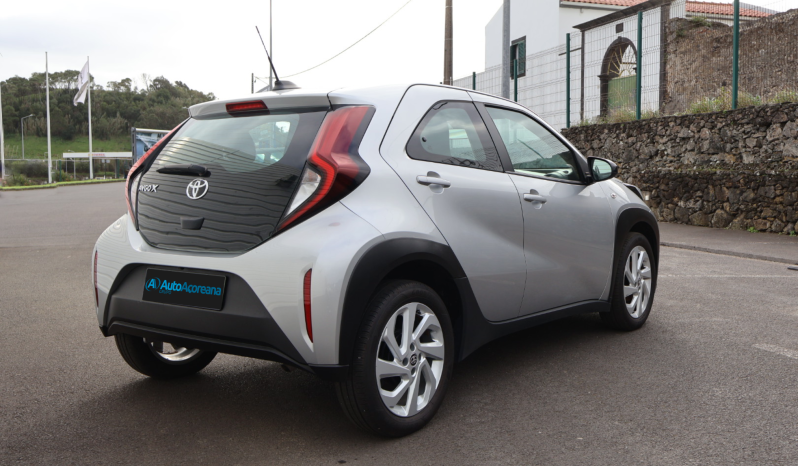 
								Toyota Aygo X full									