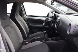 
										Toyota Aygo X full									