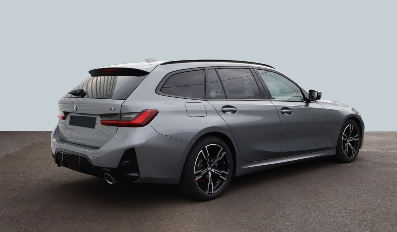 
								BMW 320d Touring Pack M full									