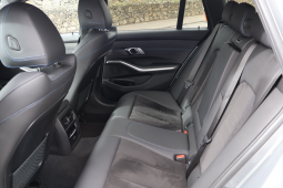 
										BMW 320d Touring Pack M full									