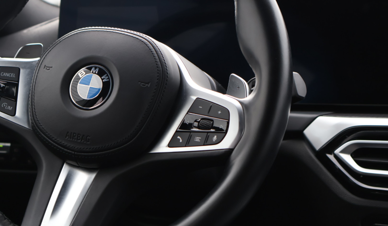 
								BMW 320d Touring Pack M full									