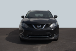 
										Nissan Qashqai Tekna full									