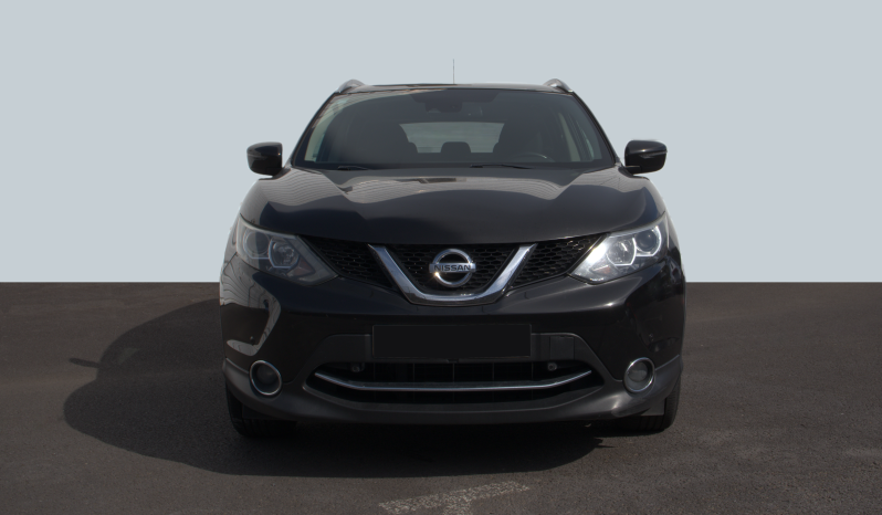 
								Nissan Qashqai Tekna full									