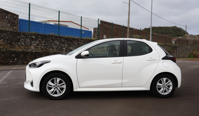 
								Toyota Yaris 1.0 Confort Plus full									