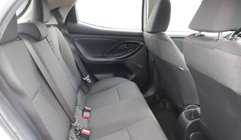 
								Toyota Yaris 1.0 Confort Plus full									