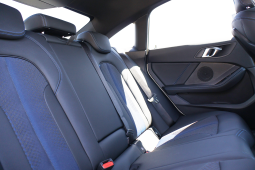 
										BMW 216d full									