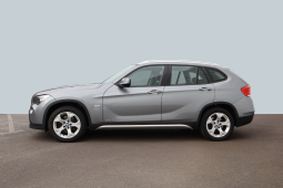 
										BMW X1 full									