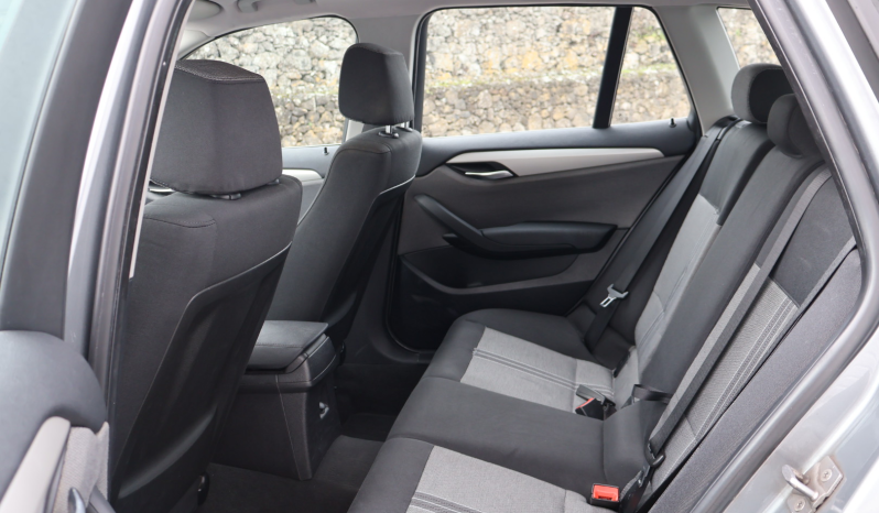 
								BMW X1 full									