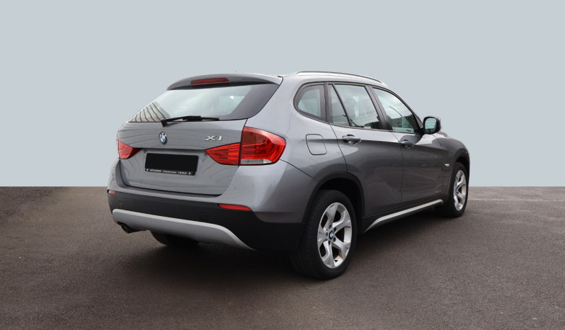 
								BMW X1 full									
