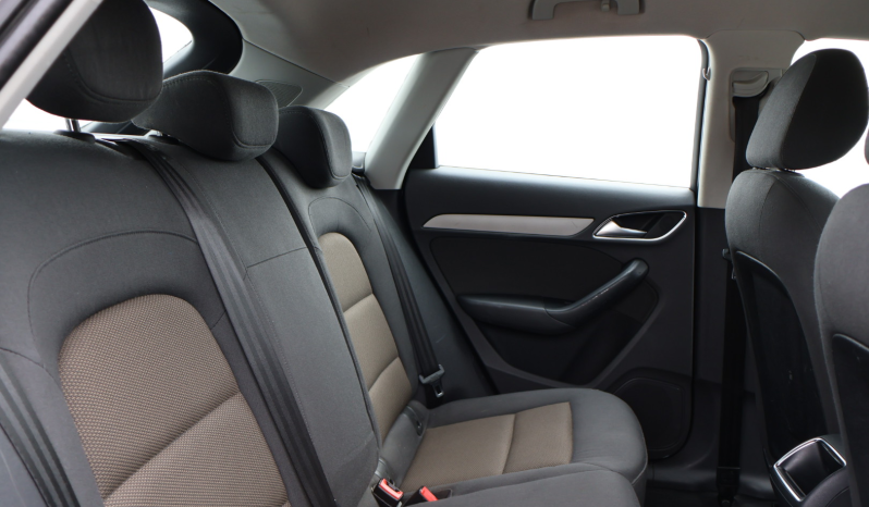 
								Audi Q3 2.0TDi full									