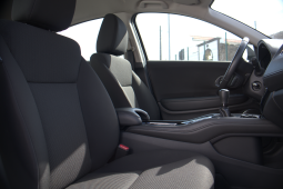 
										Honda HR-V full									
