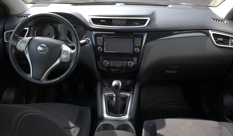 
								Honda HR-V full									