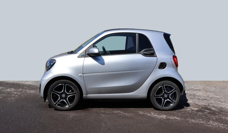 
								Smart Fortwo EQ full									