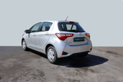 
										Toyota Yaris 1.0 Active full									