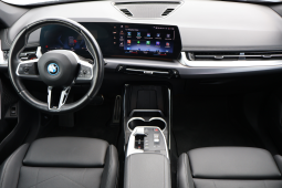 
										BMW iX1 X-Drive 30 full									