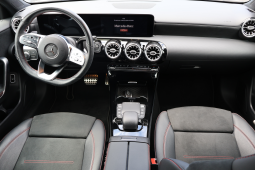 
										Mercedes A250e full									