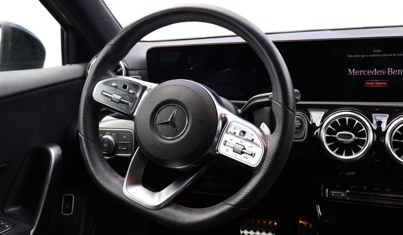 
								Mercedes A250e full									