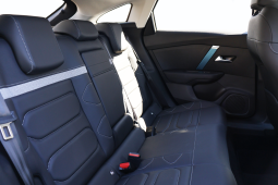 
										Citroën e-C4 full									