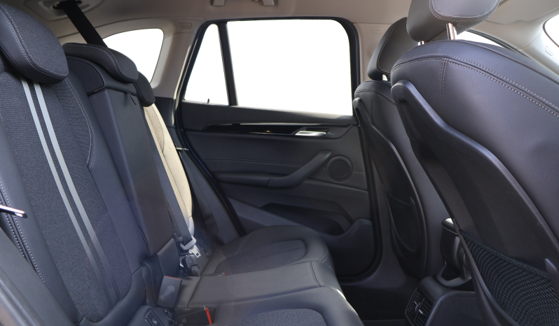 
								BMW X1 16d S-Drive AT full									