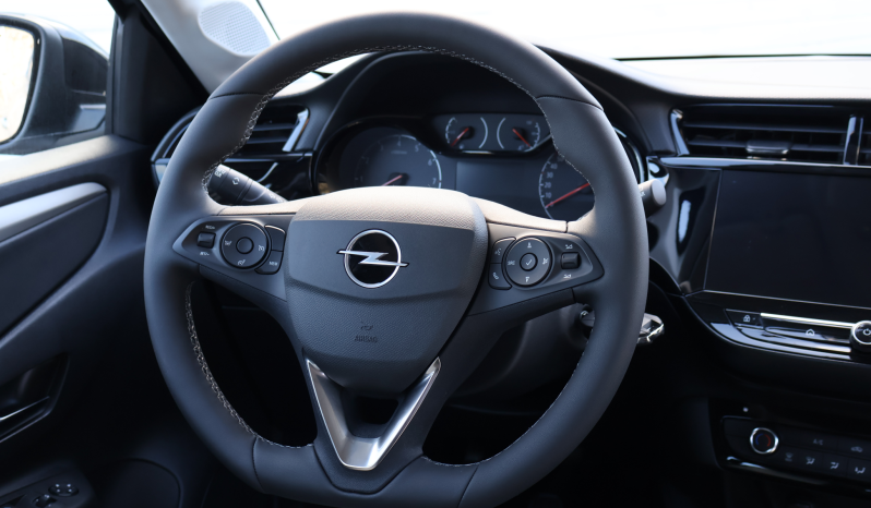 
								Opel Corsa 1.2T full									